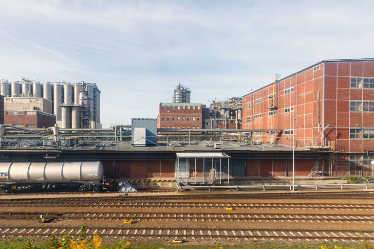 Ulla Anne Giesen Fotografie – Dokumentarfotografie Raum Nordrhein-Westfalen – Bereich Arbeit - Abbildung: RHEIN-ERFT-KREIS Wesseling, Chemie und Landwirtschaft